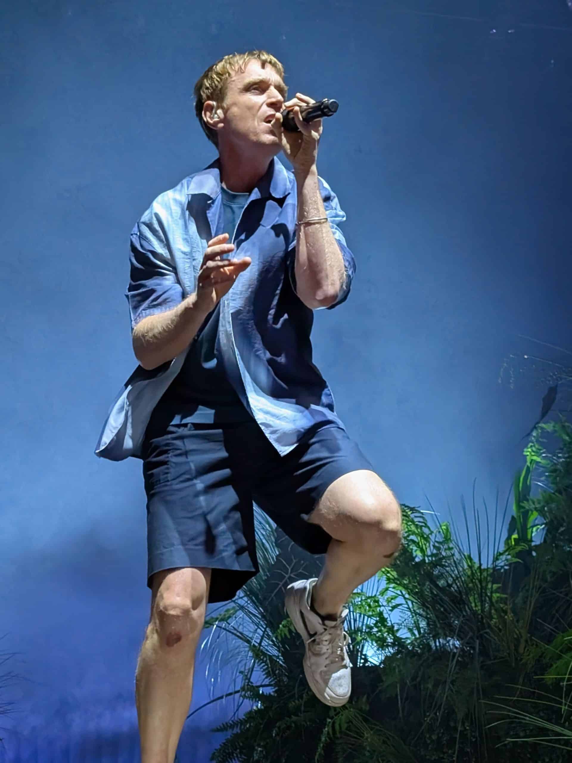 BEN MAZUÉ • Avoine Zone Groove • 2025